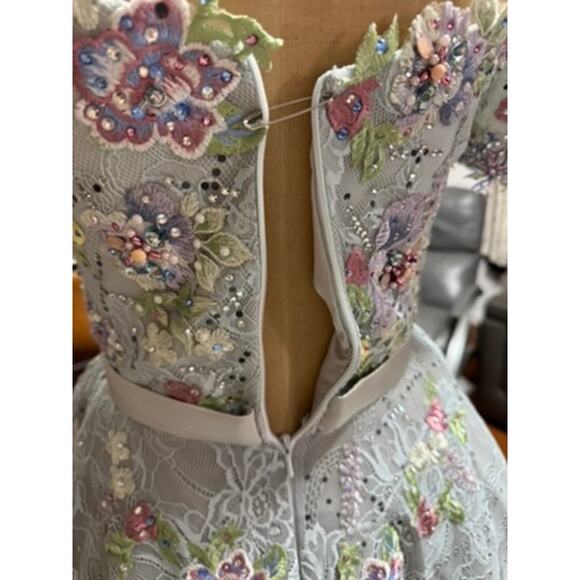 "MAMBO COUTURE" STUNNING SZ 8 Formal Dress Fairy Whimsical Angelic Runs Smalll - Picture 6 of 16